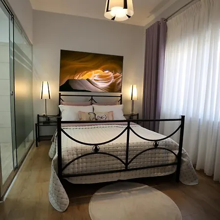Essel Guest house Korce